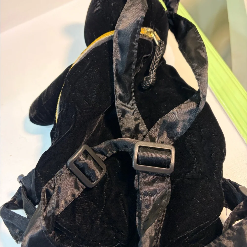 Mango Black Bear Kids Backpack Vintage 1990’s